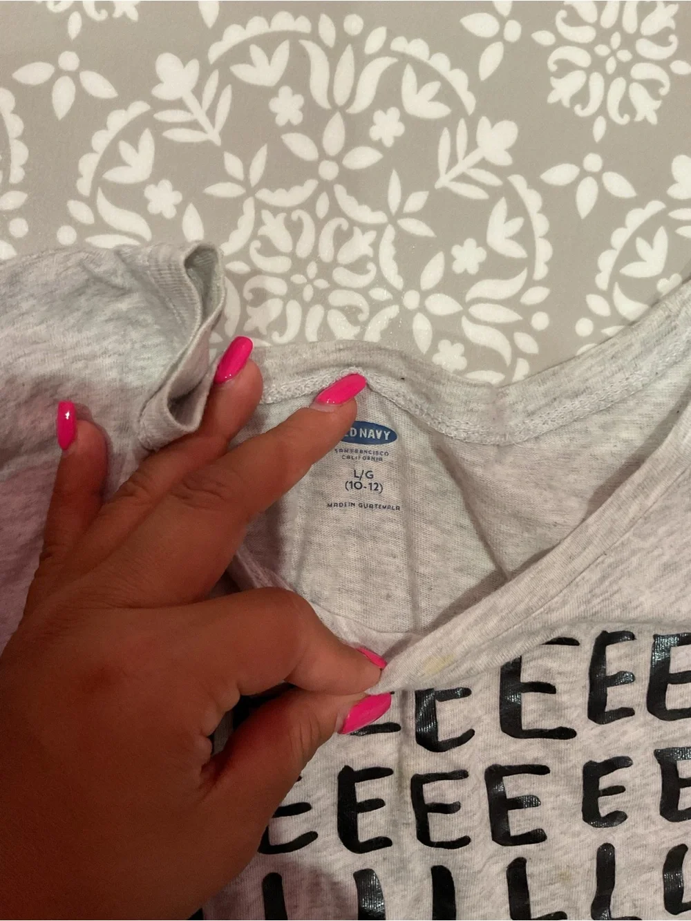 Old Navy Girls Gray Long Sleeve “HELLOOOOOO” Shirt Size L (10/12)